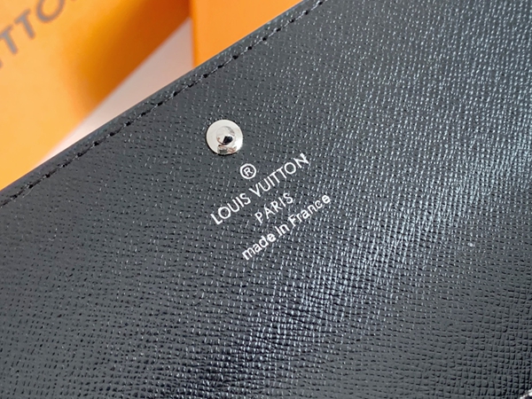 LVコピーウォレット素材ディテール